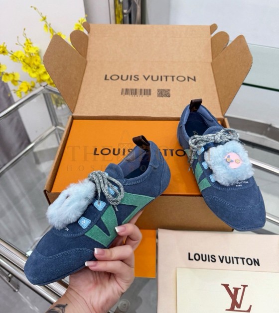 L0vis Vvtt0n Sneakers Ballet Flat Suede Calfskin Bule