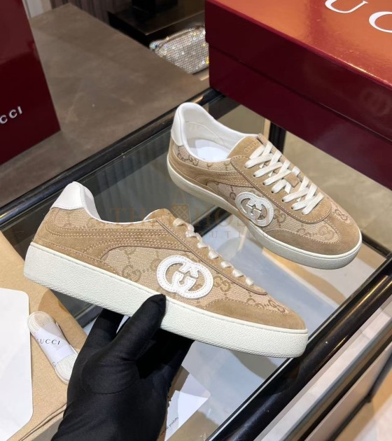 Gvc*1 Suede Shoes Brown Low-Top Sneakers 3.5cm Platform