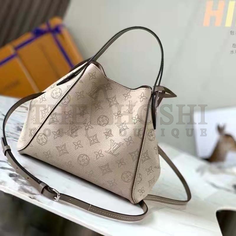 L0vis Vvtt0n LV Women Hina PM Bucket Bag Gray Mahina Perforated Calf Master Quality