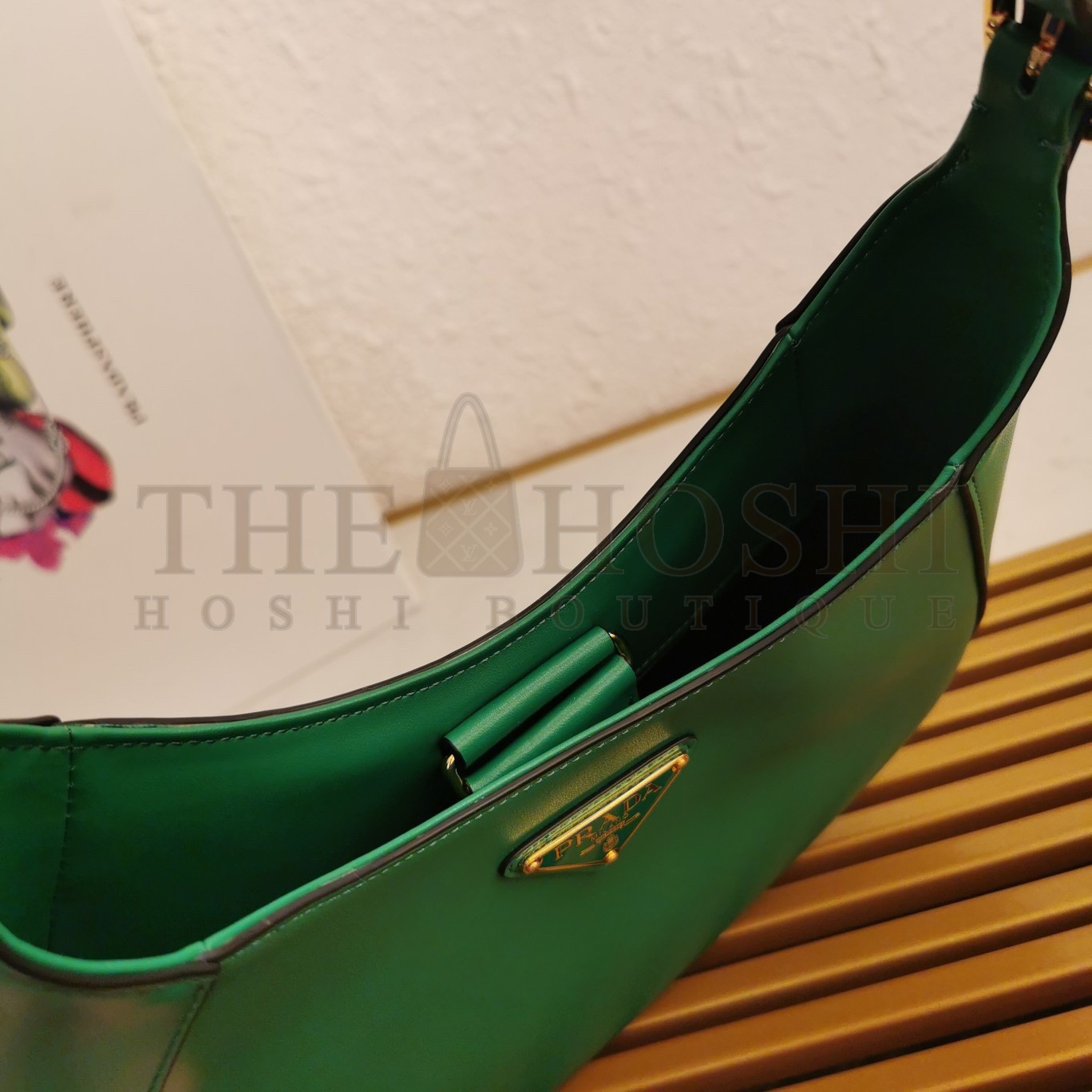 Pra*a Shoulder Bag in Green Leather Master Quality