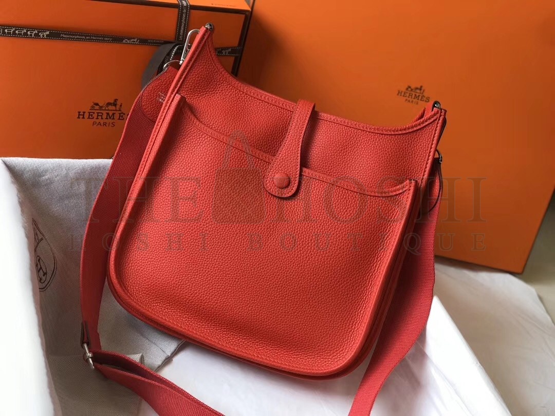 H**me5 Evelyne III 29 Bag In Red Clemence Leather Master Quality