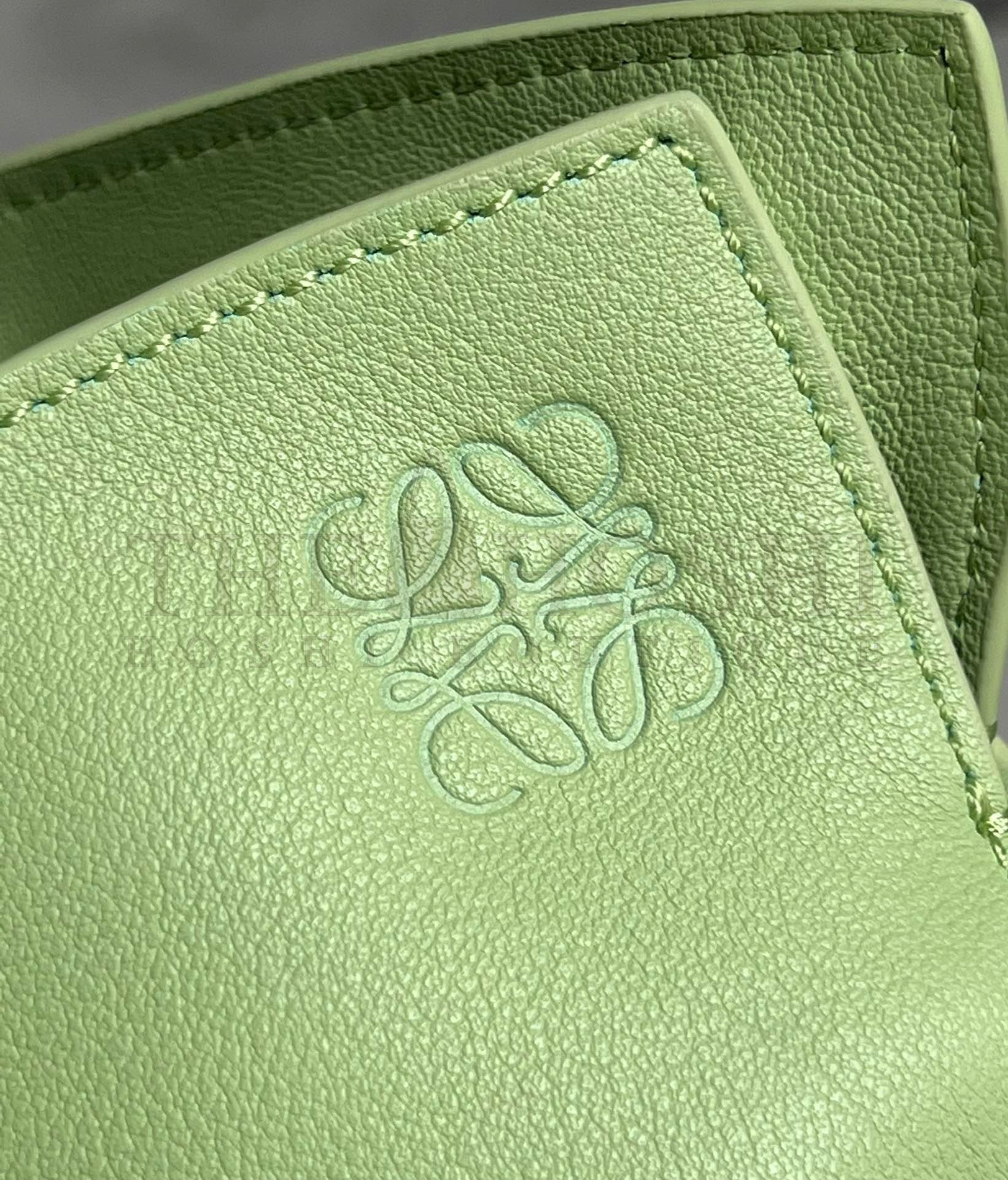 L0ew* Flamenco Clutch Bag In Lime Green Leather Master Quality