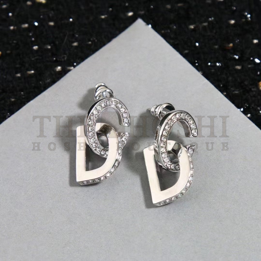 D10r Women CD Lock Earrings Silver-Finish Metal Silver-Tone Crystals Master Quality
