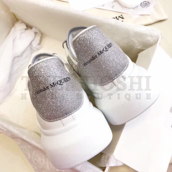 A1exa*der Mcqv*en Women