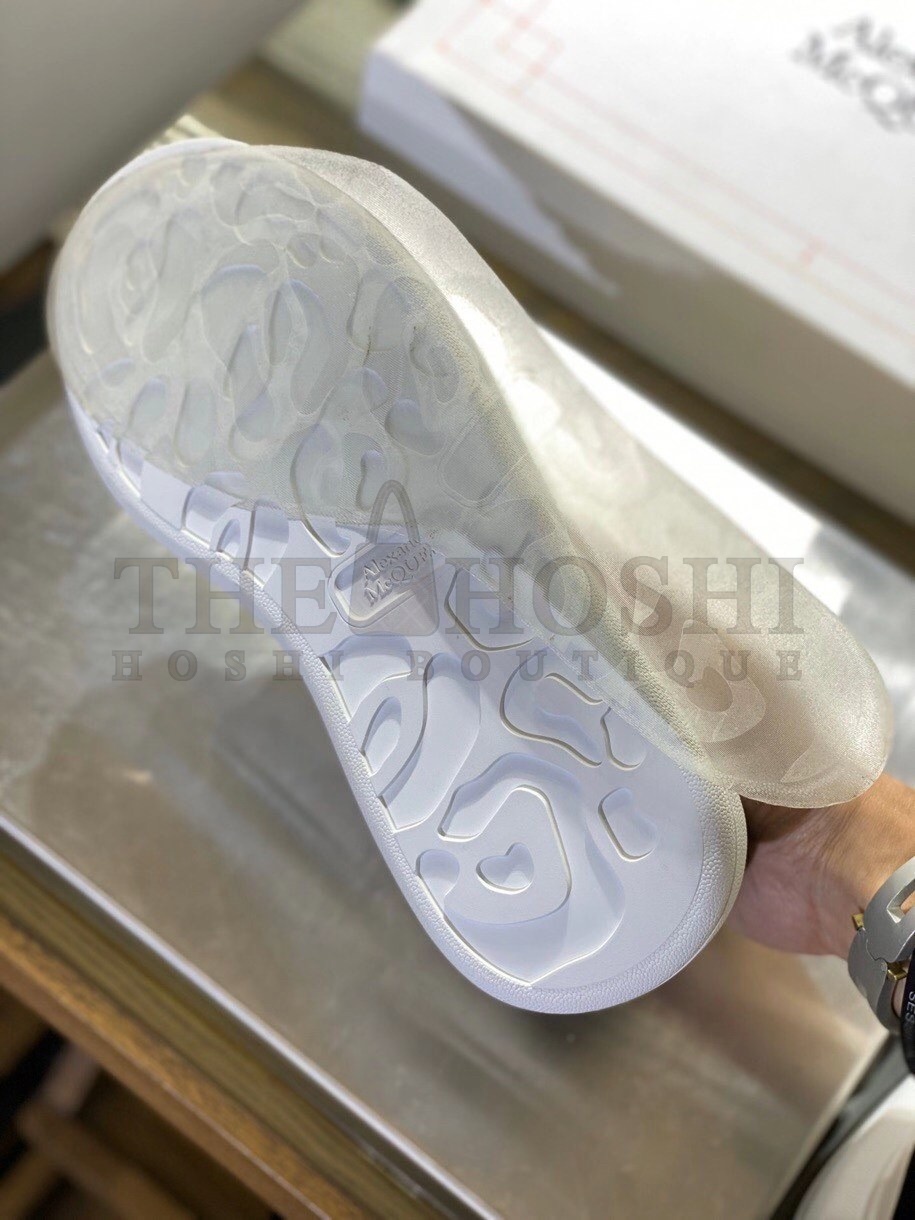 A1exa*der Mcqv*en Men