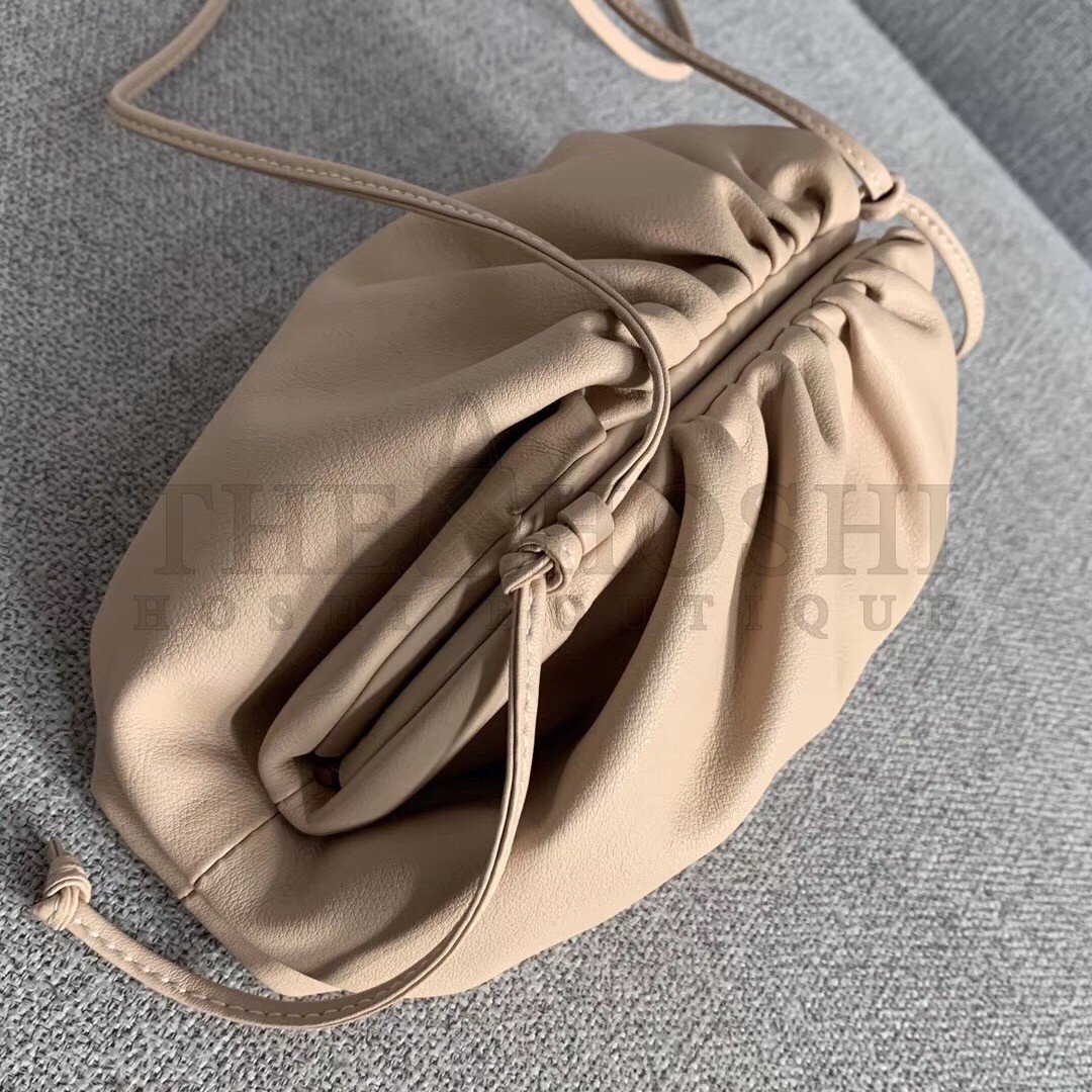 B0tt*ga Ven*ta Pouch Mini Bag In Beige Calfskin Master Quality
