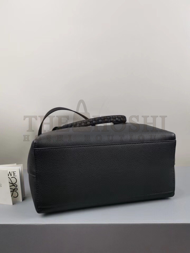 L0ew* Anagram Small Tote In Black Grained Calfskin Master Quality