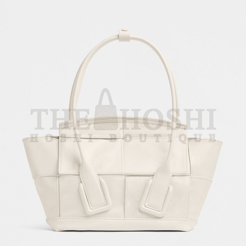 B0tt*ga Ven*ta Mini Arco Bag In White Intrecciato Leather Master Quality