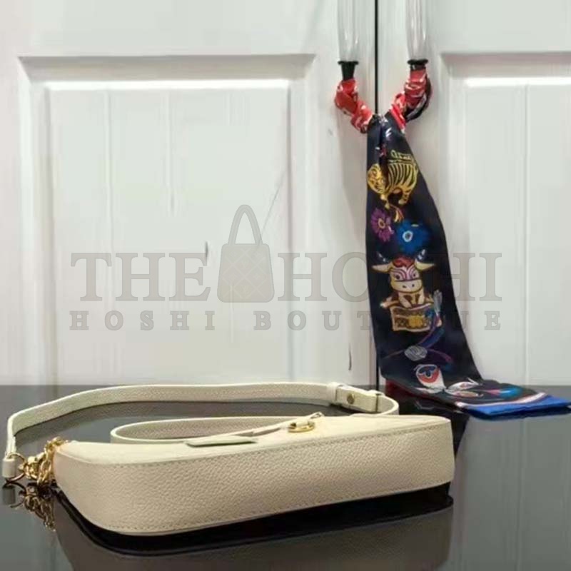 L0vis Vvtt0n LV Women Easy Pouch On Strap White Monogram S*pple Grained Cowhide Master Quality