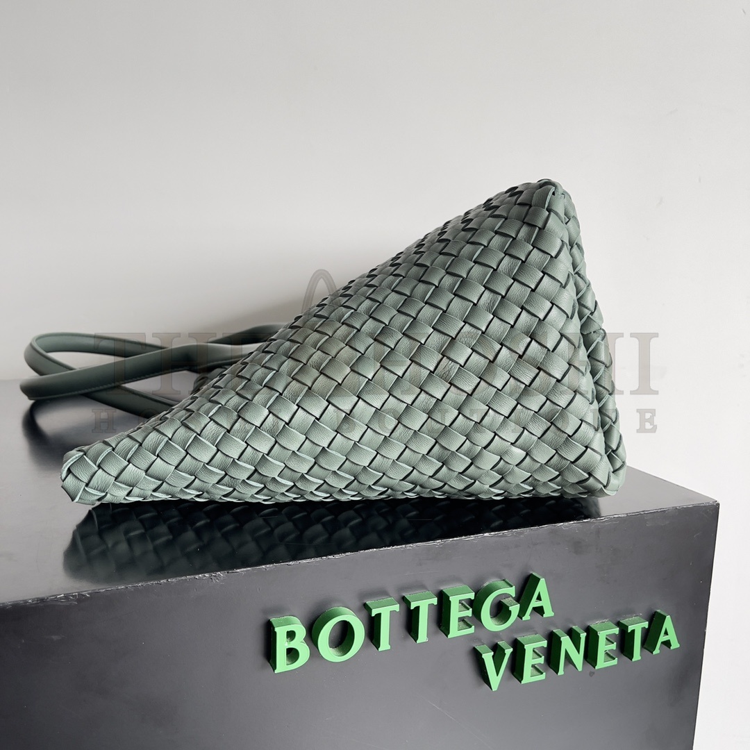 BV Grey "arge Cabat shopper bag B0tt*ga Ven*ta - B0tt*ga Ven*ta CASSETTE MESSENGER SHOULDER BAG - Vbidevelo Master Quality