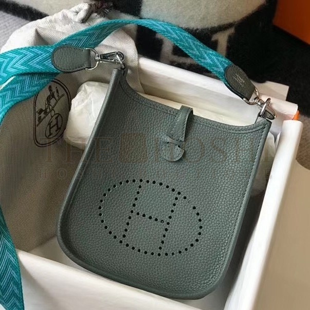 H**me5 Evelyne III TPM Bag In Vert Amande Clemence Leather Master Quality