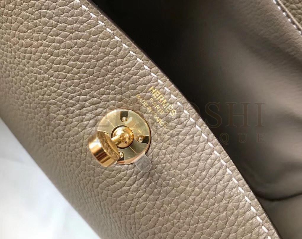 H**me5 Mini Lindy Bag In Taupe Clemence Leather Size: 19 x 12.5 x 9.5 cm Master Quality