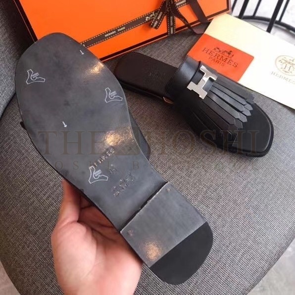 H**me5 Auteuil Sandals In Black Calfskin Master Quality