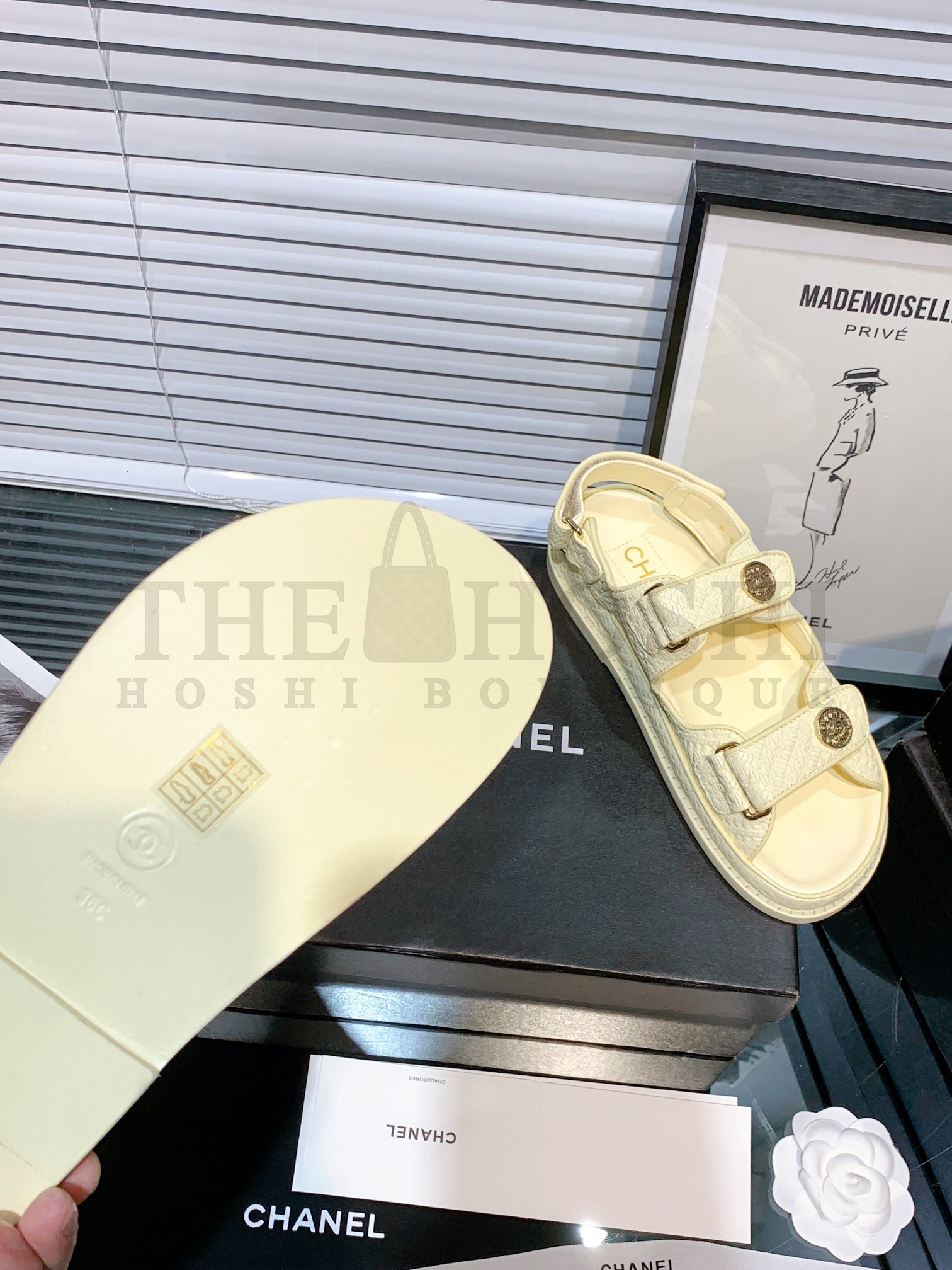 Ch**el sandals sliper shoes Master Quality