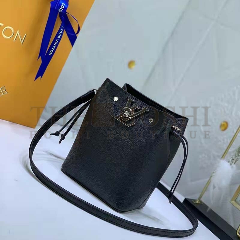 L0vis Vvtt0n LV Women Nano Lockme Bucket Bag Black Grained Calf Leather Master Quality