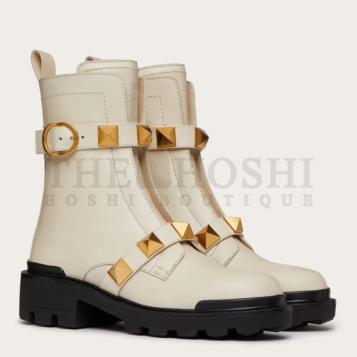 Va1e*ntin0 Roman Stud Combat Boots In White Calfskin Master Quality