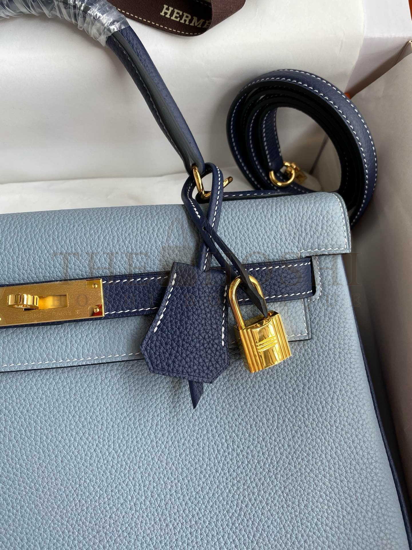 H**me5 HSS Kelly 32 Bicolor Bag in Blue Lin and Blue Clemence Leather Master Quality