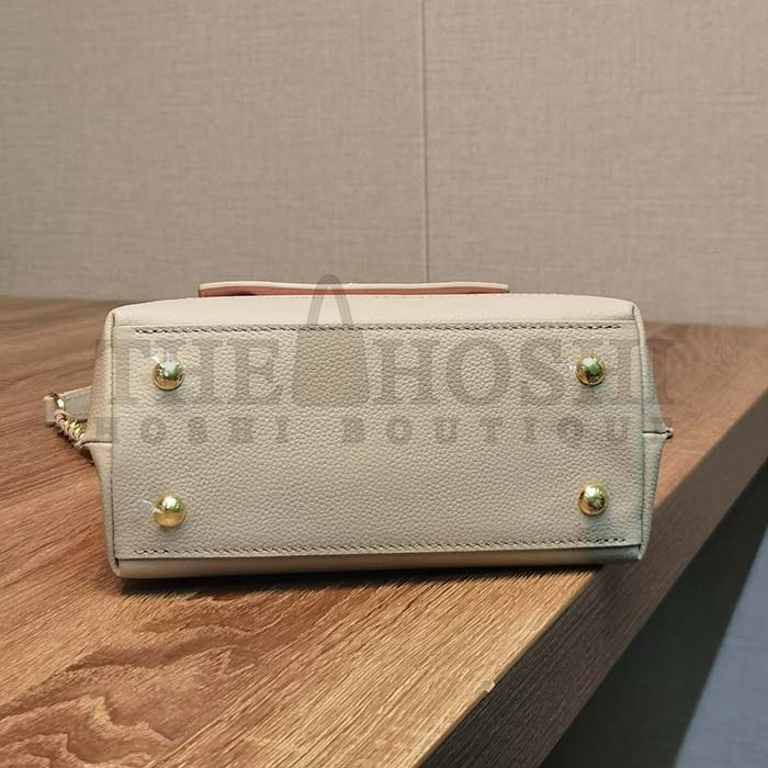 L0vis Vvtt0n LV Women Lockme Ever Mini Handbag Greige Grained Calf Leather Master Quality