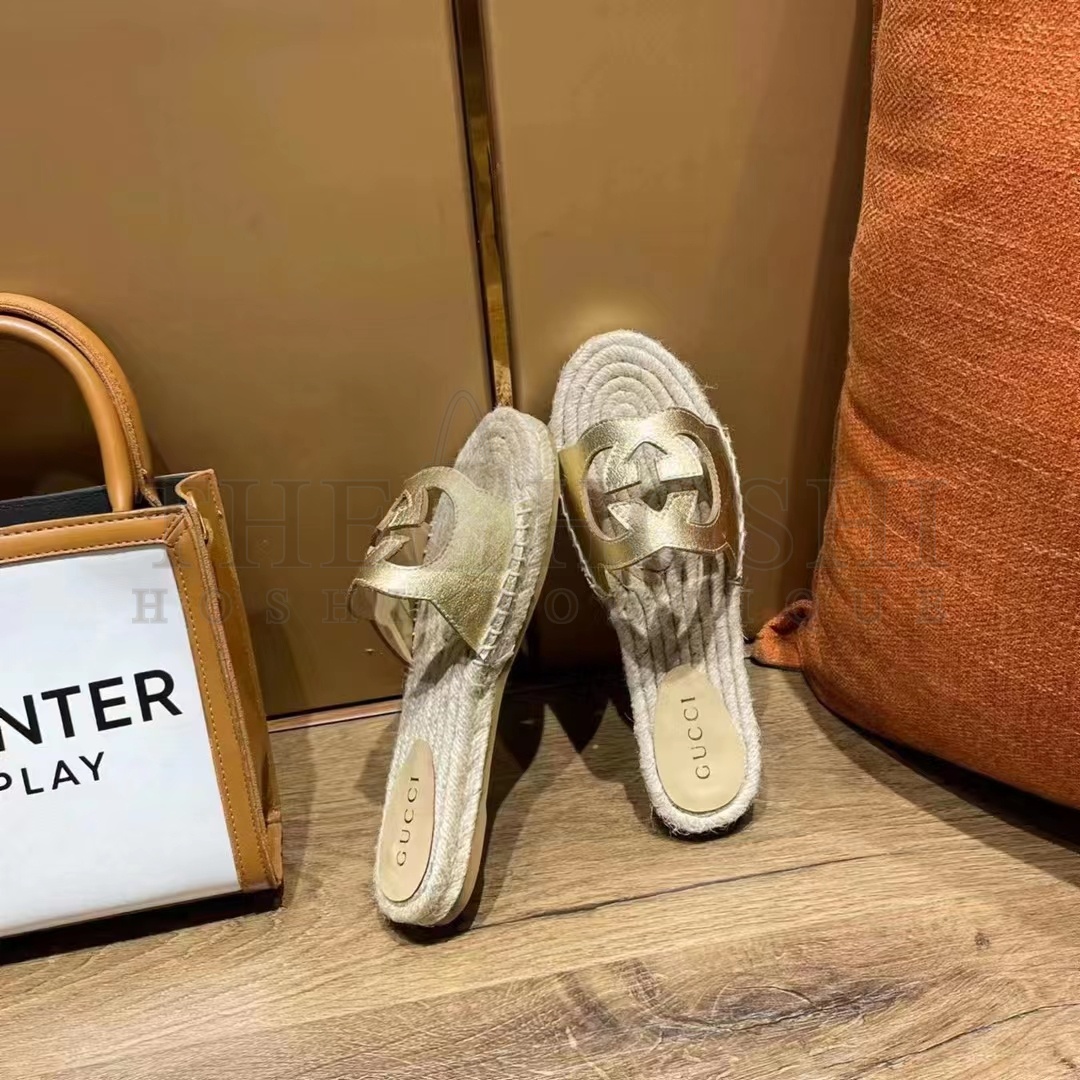 Gvc*1 Unisex Interlocking G Cut-Out Slide Sandals Metallic Gold Leather Flat 2 cm Heel Master Quality