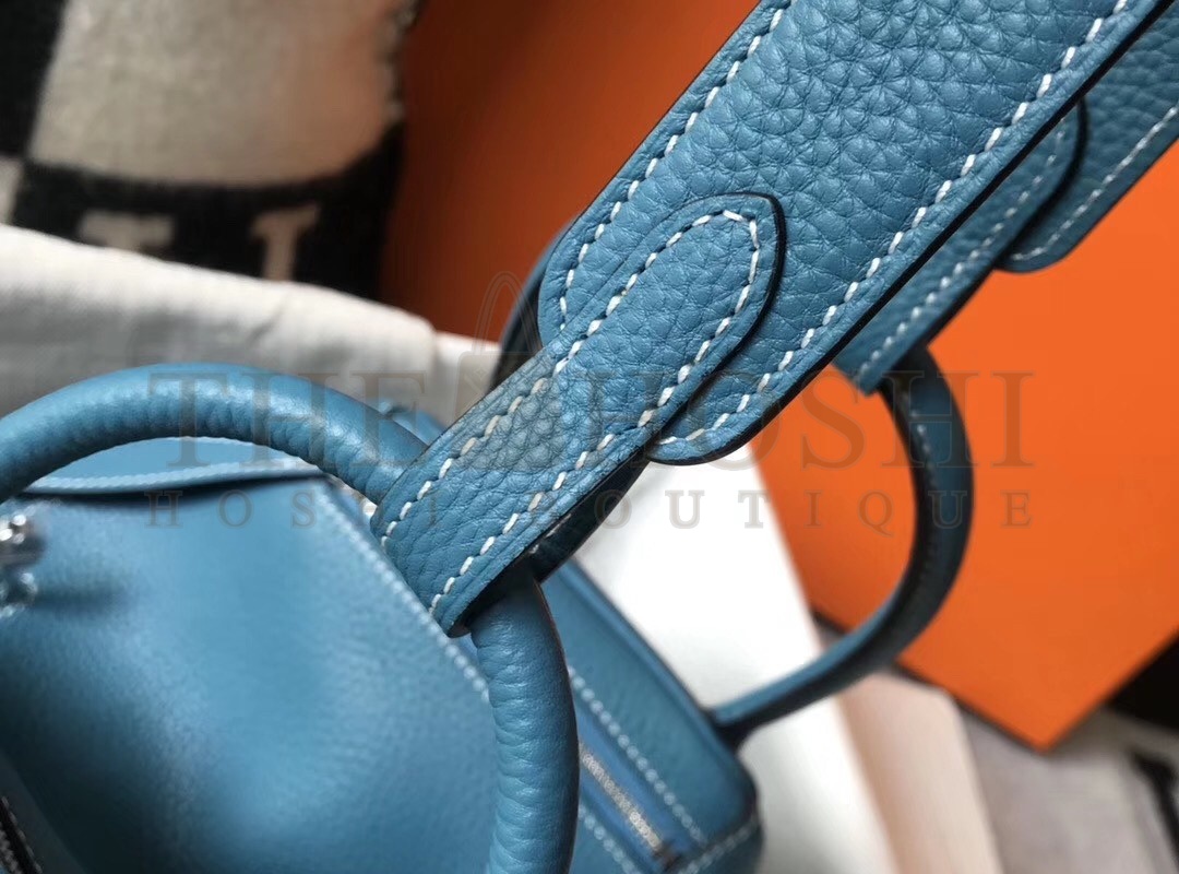 H**me5 Lindy 26cm Bag In Blue Jean Clemence With PHW Master Quality