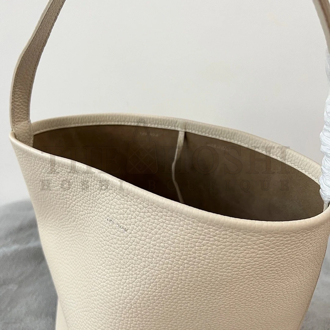The R0w Medium N/S Park Tote in Ivory Grained Leather Master Quality