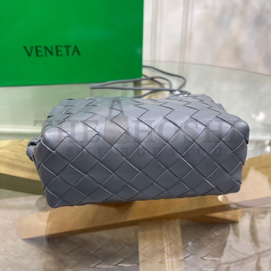 B0tt*ga Ven*ta Loop Mini Bag In Grey Intrecciato Lambskin Master Quality