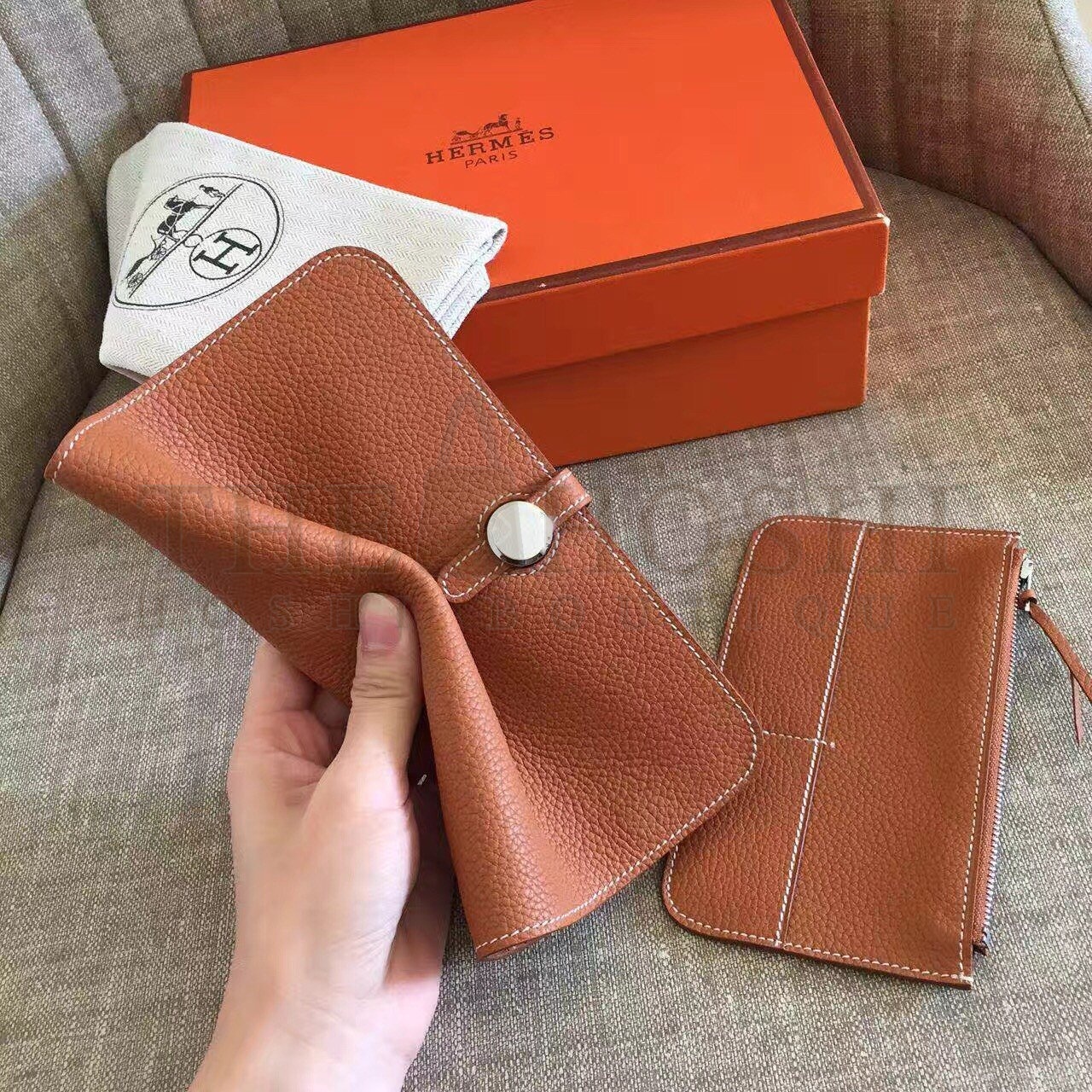 H**me5 Dogon Duo Wallet in Gold Clemence Leather Master Quality