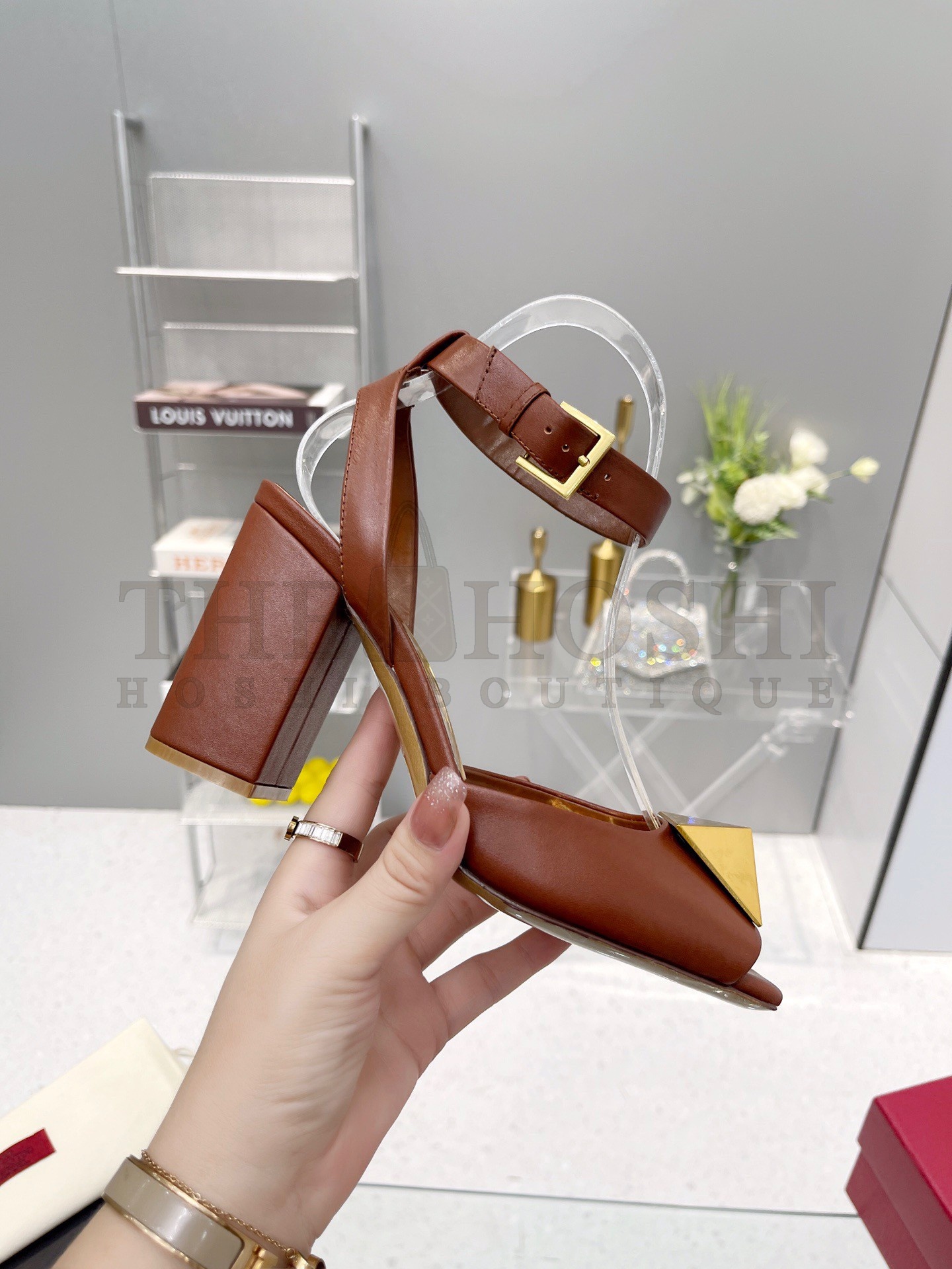 Va1e*ntin0 One Stud Sandals 90mm In Brown Calfskin Master Quality