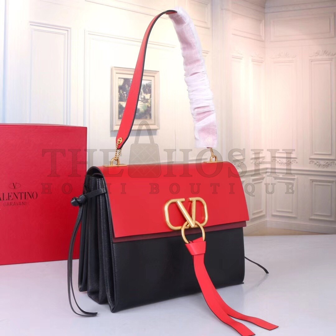 Va1e*ntin0 Garavani Red/Black Medium VRing Shoulder Bag Master Quality