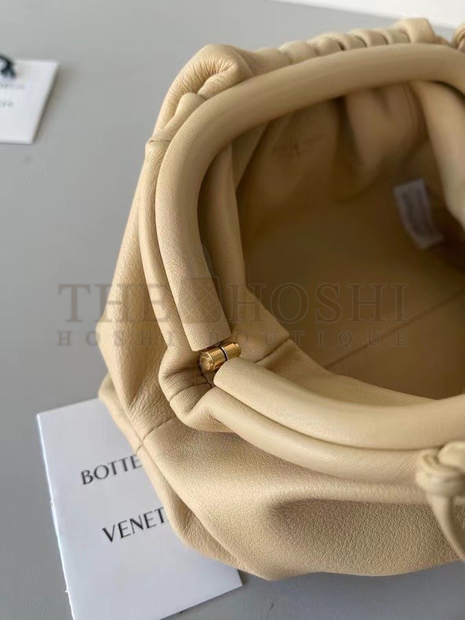 B0tt*ga Ven*ta Mini Pouch In Beige Calfskin Master Quality