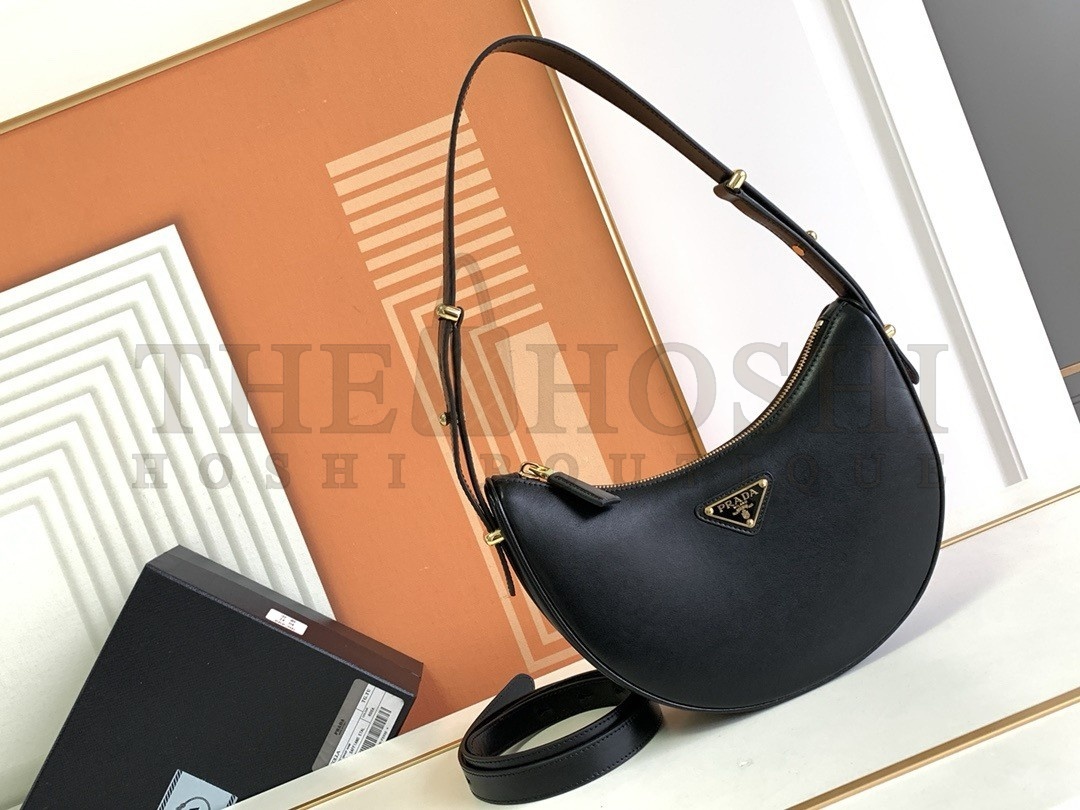Pra*a Arque Shoulder Bag in Black Leather Master Quality