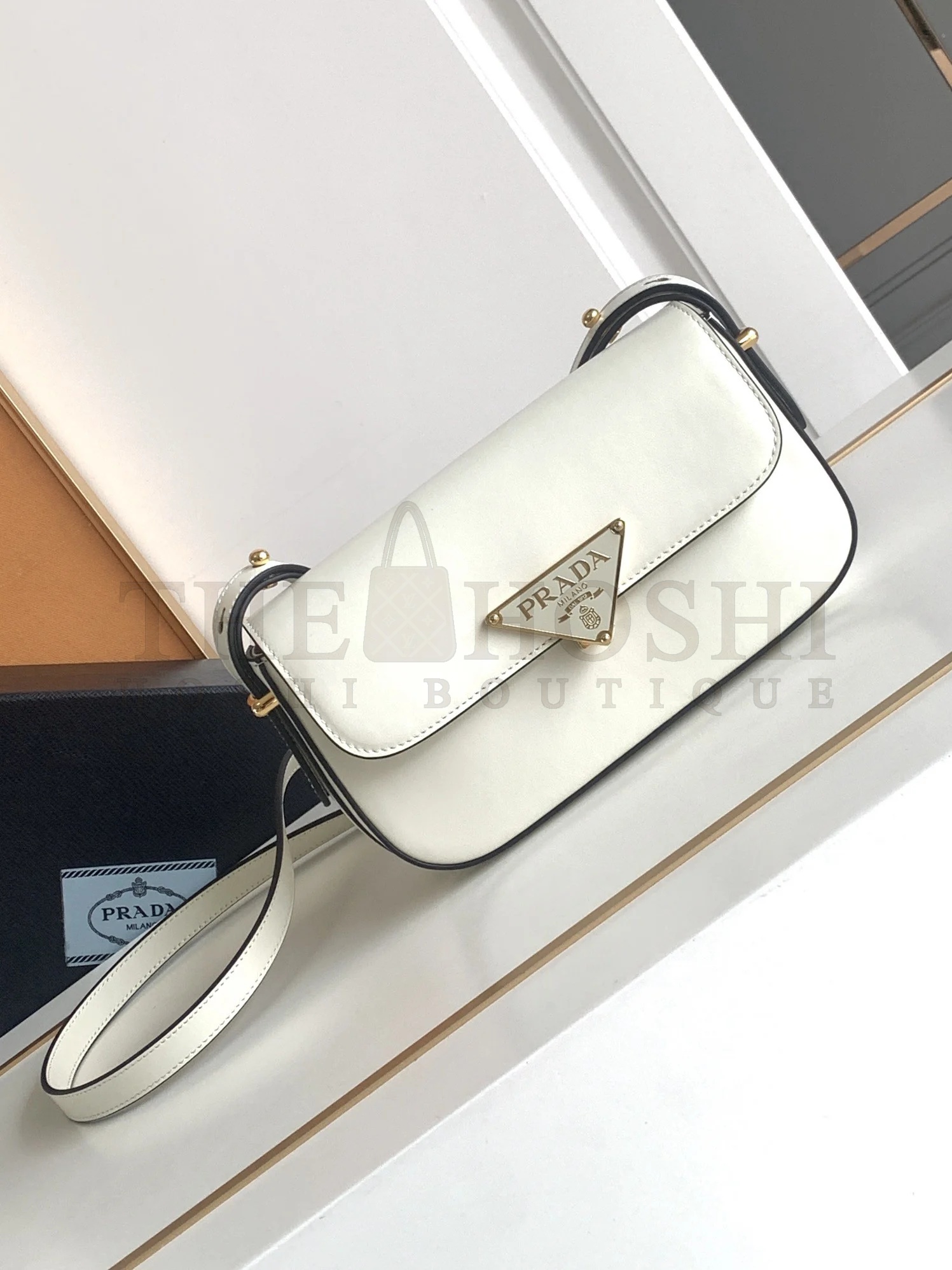 Pra*a Shoulder Bag in White Smooth Calfskin Master Quality