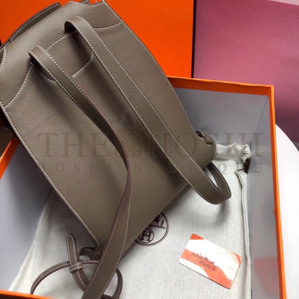 H**me5 GR24 Backpack In Taupe Everycolor Calfskin Master Quality