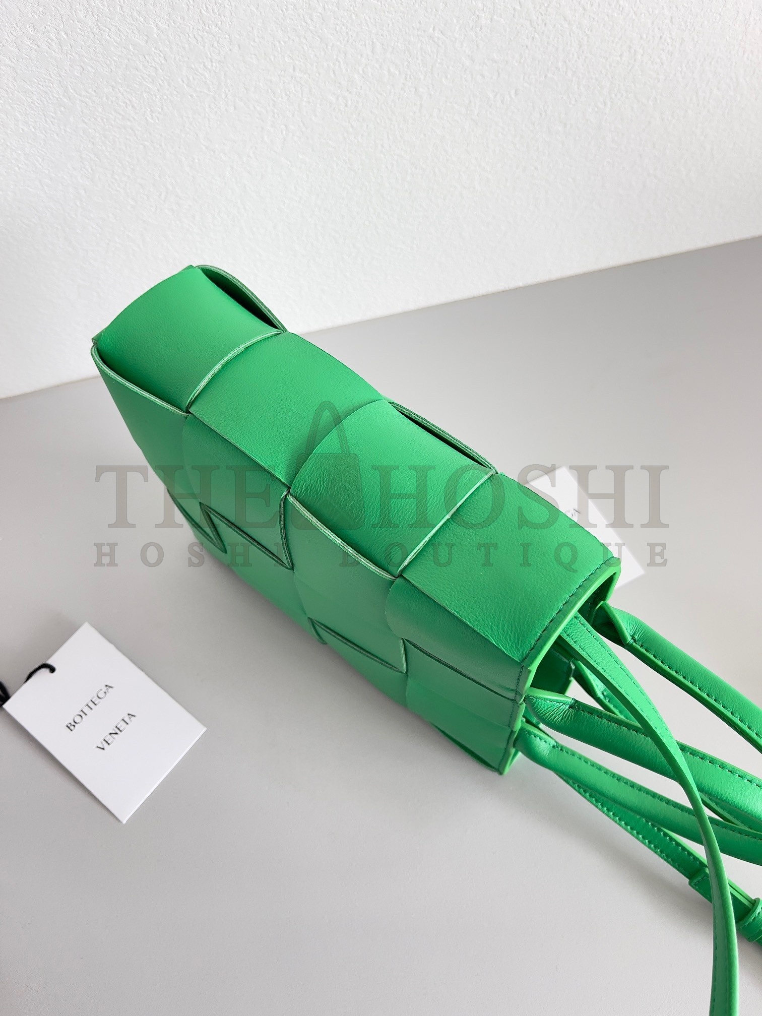 B0tt*ga Ven*ta Mini Cassette Tote Bag In Parakeet Lambskin Master Quality