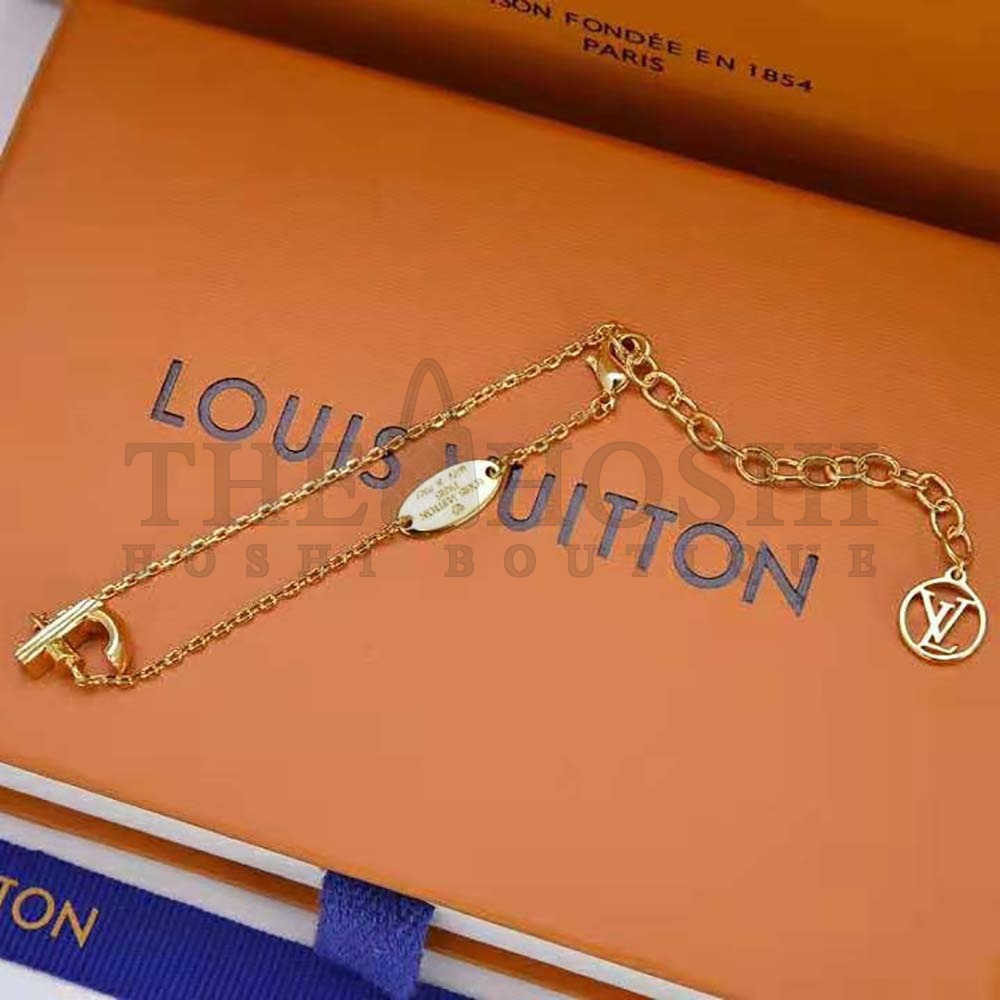 L0vis Vvtt0n Women LV &amp; Me Bracelet Letter F Master Quality