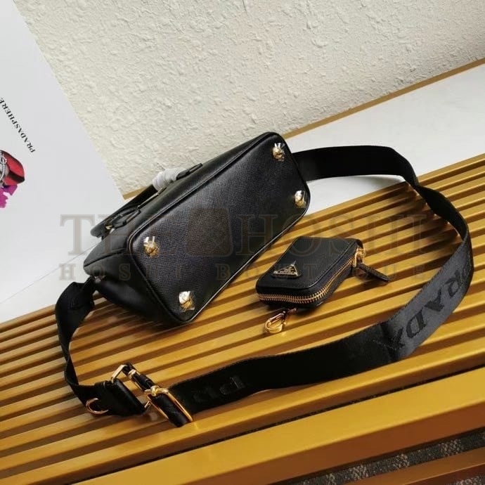 Pra*a Galleria Mini Bag In Black Saffiano Leather Master Quality