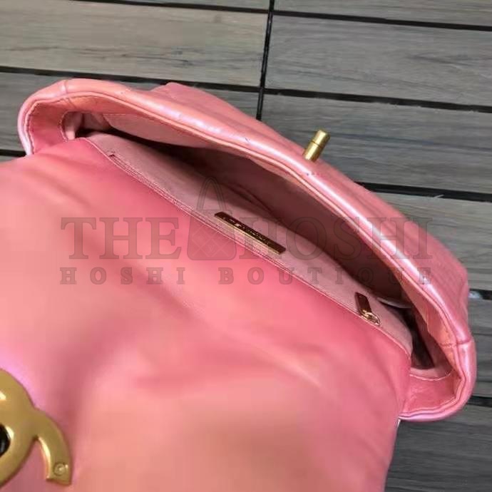 Ch**el Women 19 Flap Bag Lambskin Gold Silver-Tone &amp; Ruthenium-Finish Metal Coral Master Quality