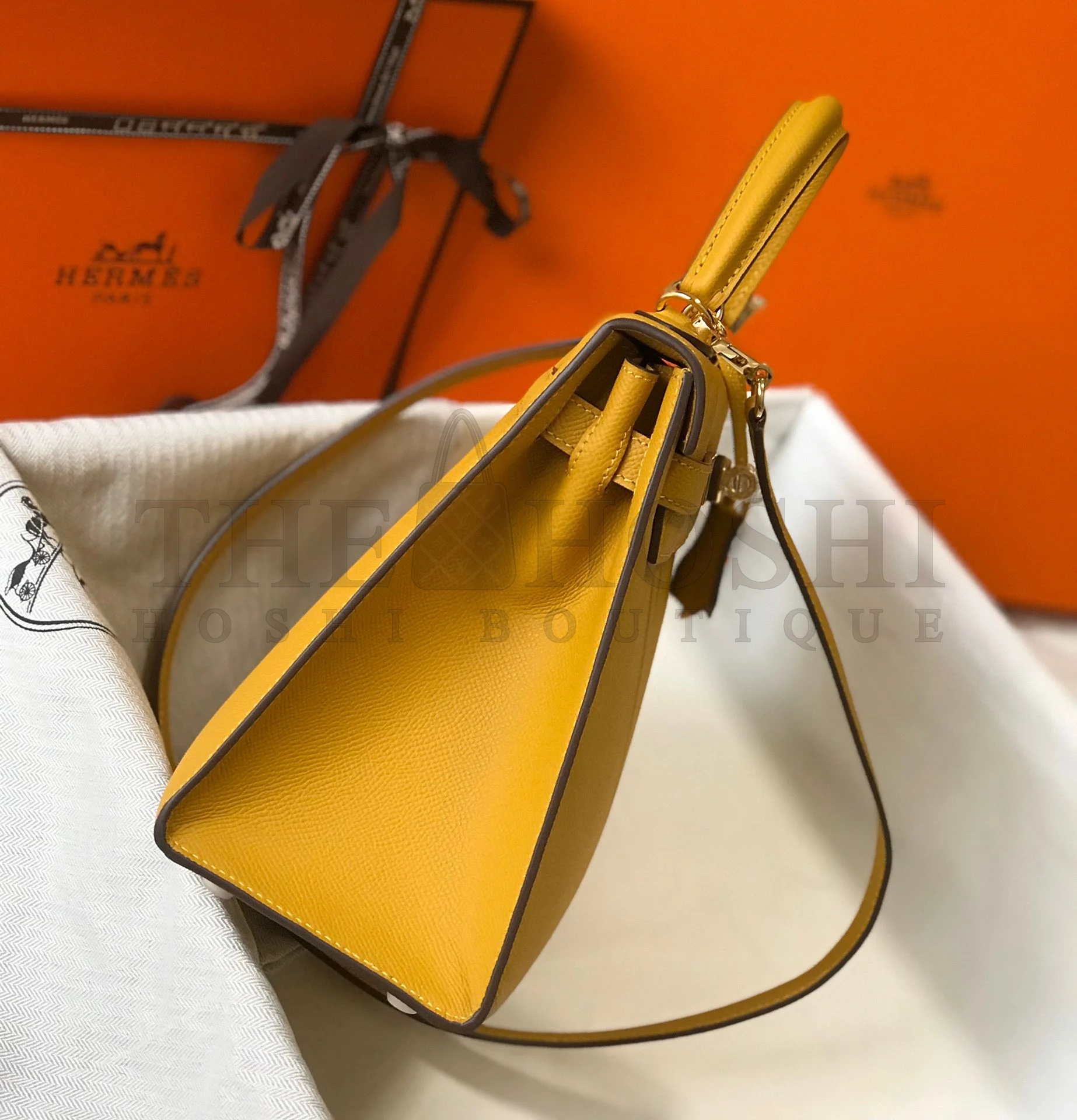 H**me5 Kelly 28cm Sellier Bag in Yellow Epsom Calfskin GHW Master Quality