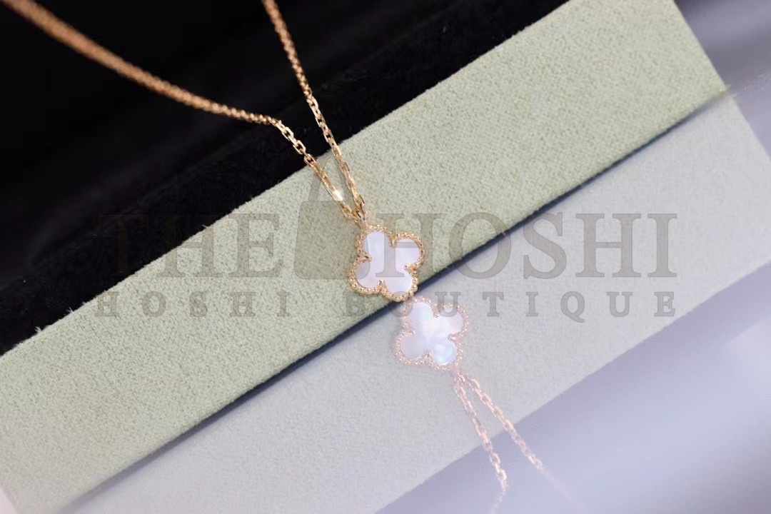 V*n Cl**f & Arpels Mini Clover Necklace, Sweet Alhambra pendant, Various colors available Master Quality