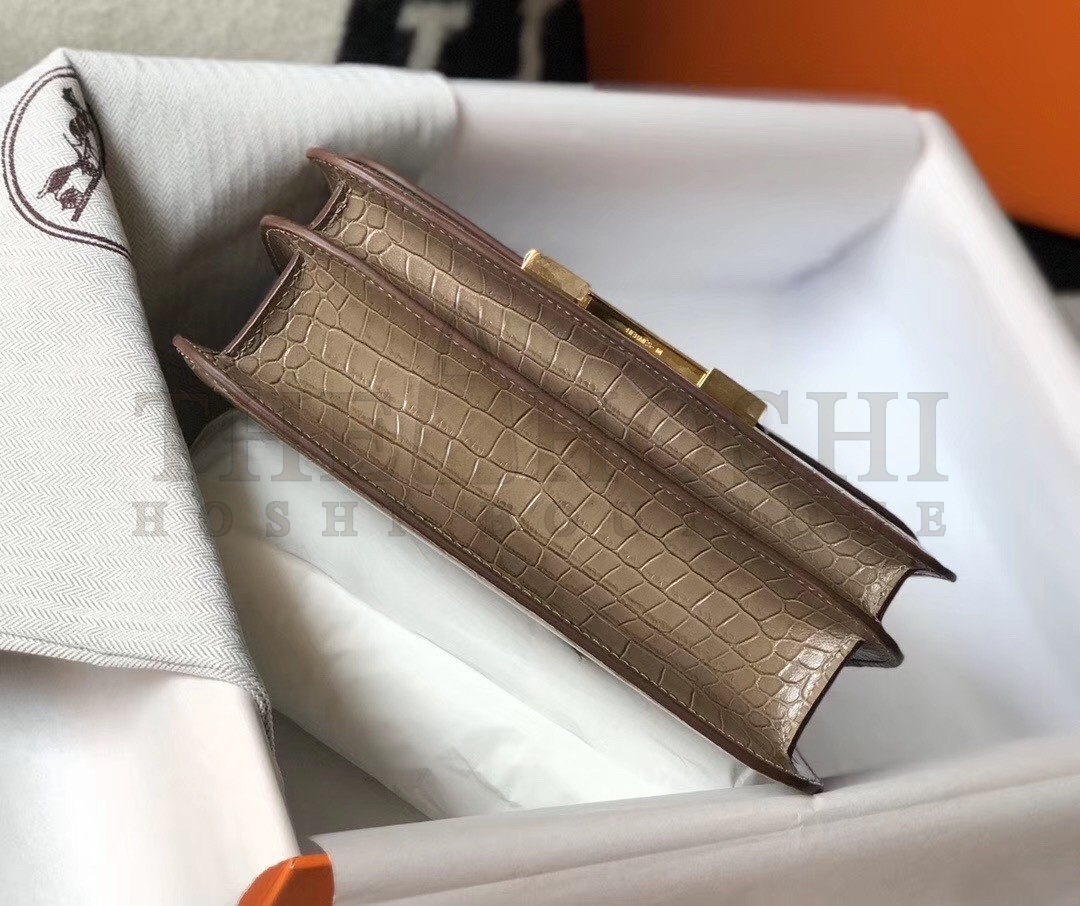 H**me5 Constance 18cm Bag In Taupe Embossed Crocodile Master Quality