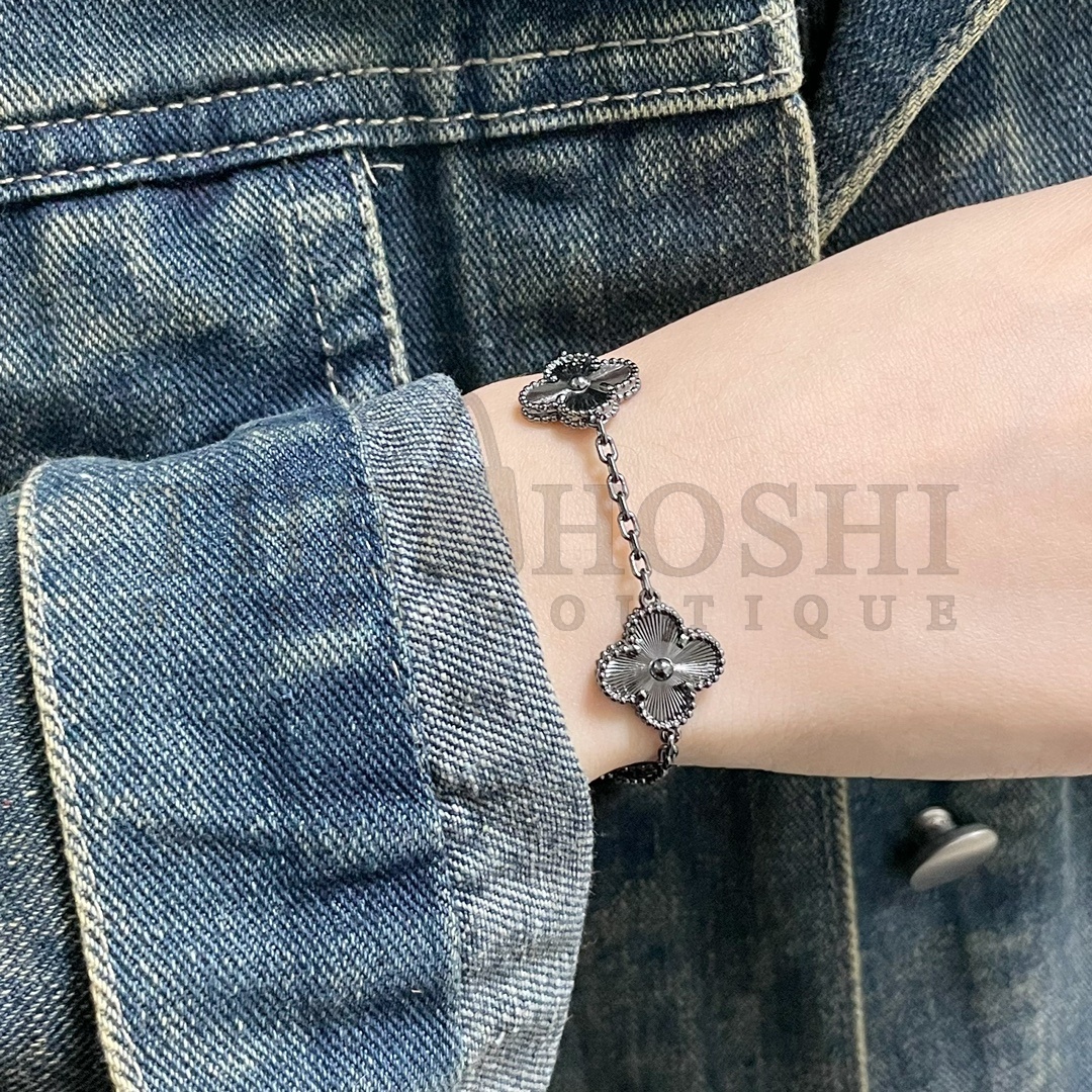 V*n Cl**f black stone bracelet jewelry Master Quality