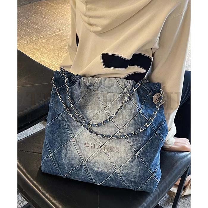 Ch**el Women CC 22 Handbag Washed Denim Silver-Tone Metal Light Blue Master Quality