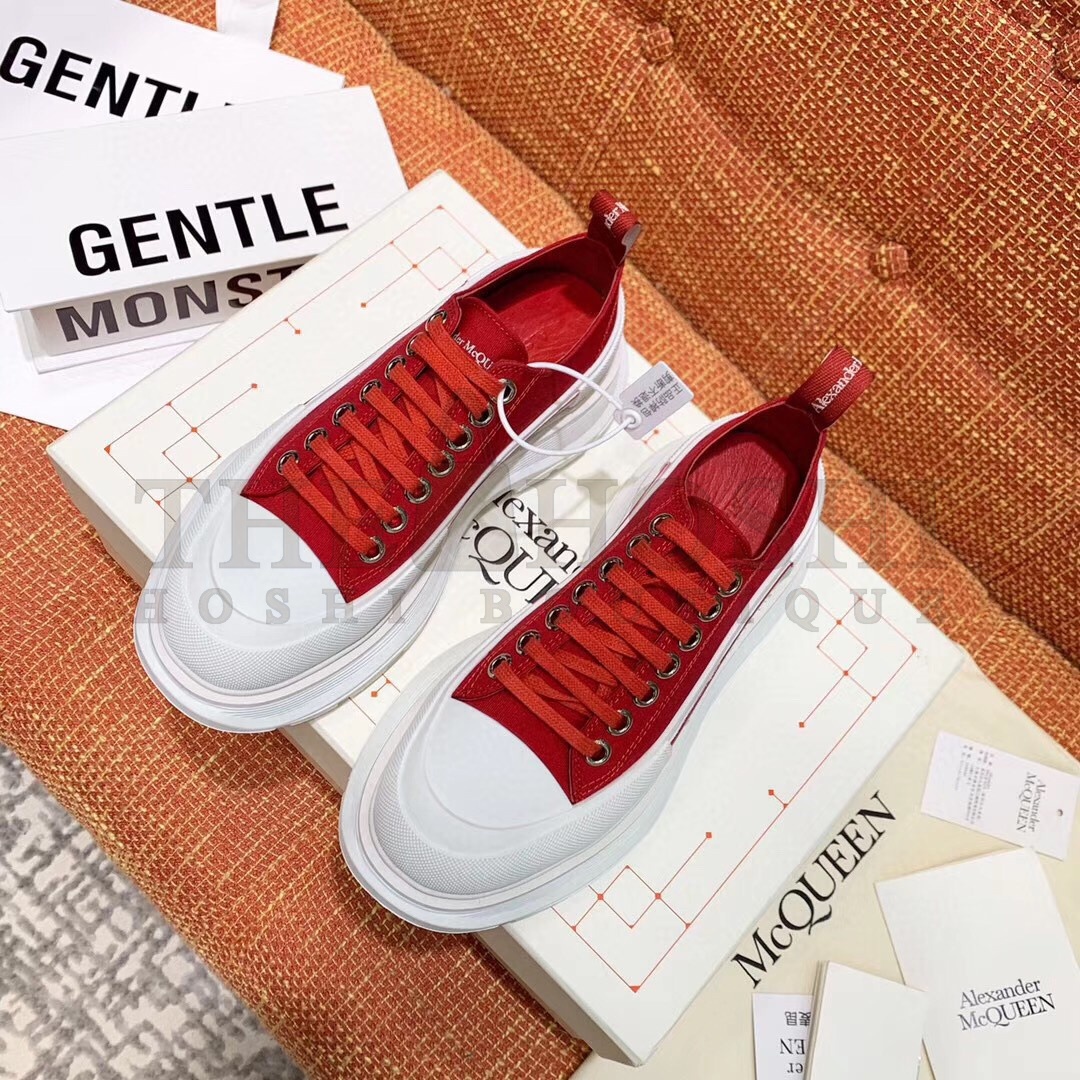 A1exa*der Mcqv*en Women