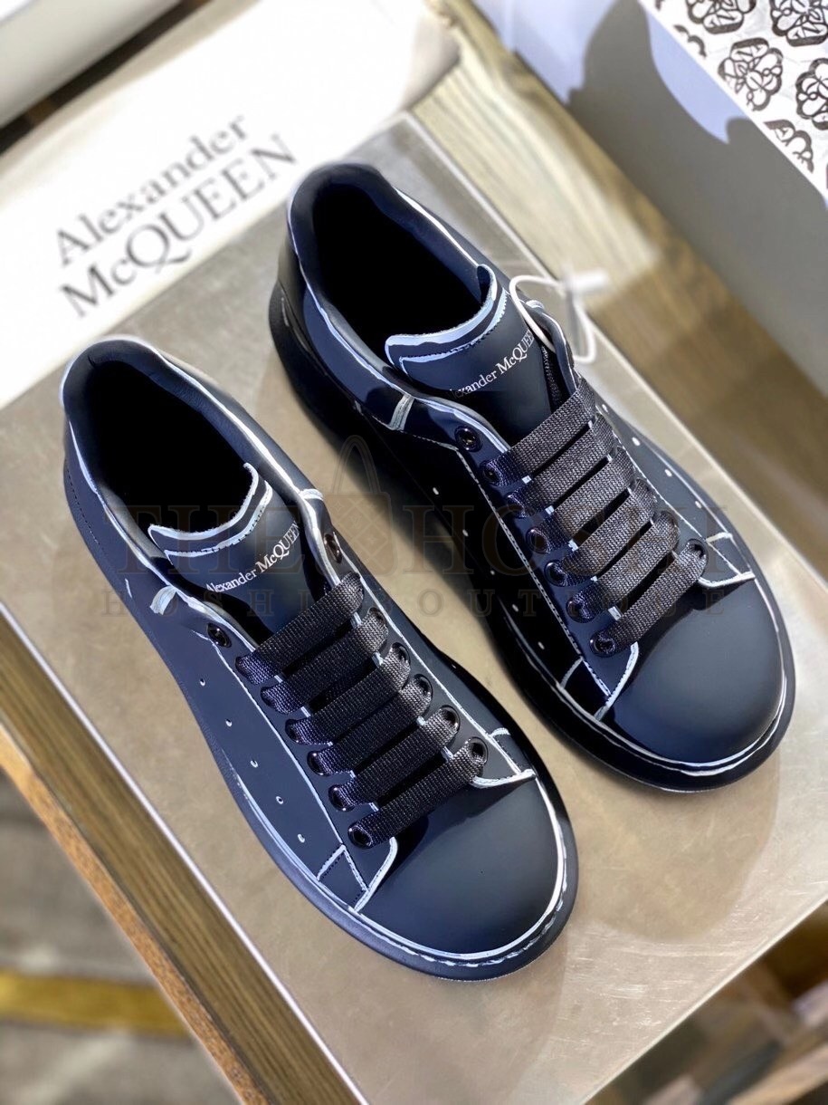 A1exa*der Mcqv*en Men