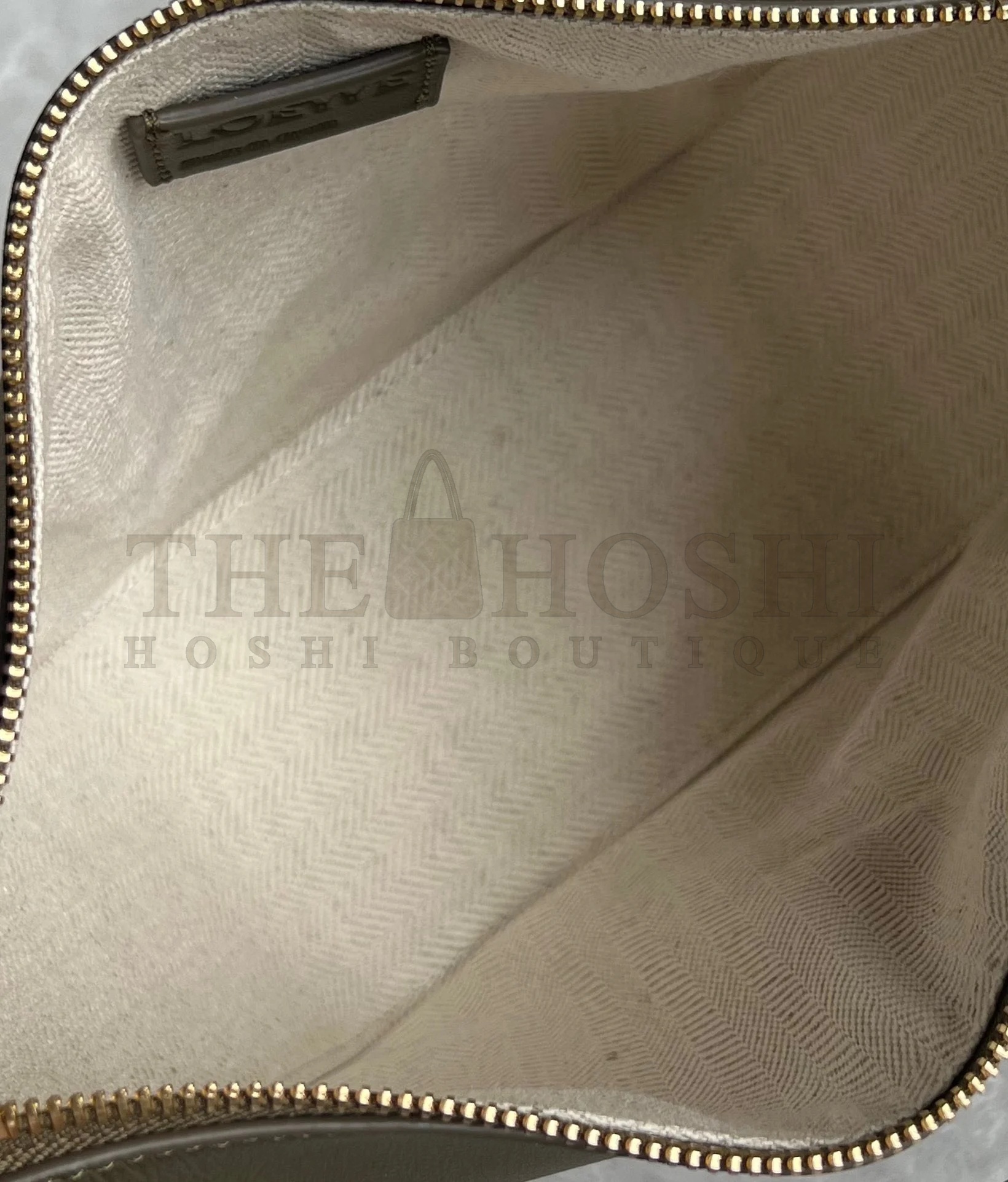 L0ew* Mini Hammock Hobo Bag in Dark Green Calfskin Master Quality