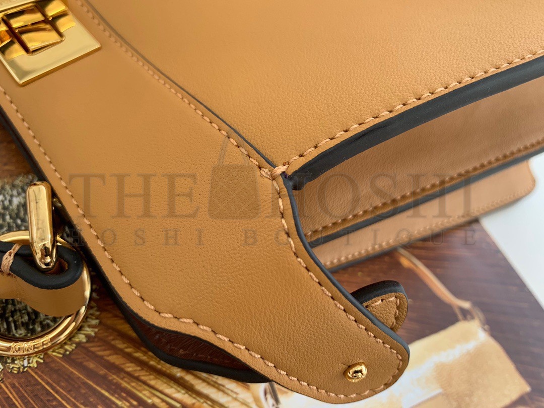 F**di Peekaboo ISeeU Small Bag In Beige Calfskin Master Quality