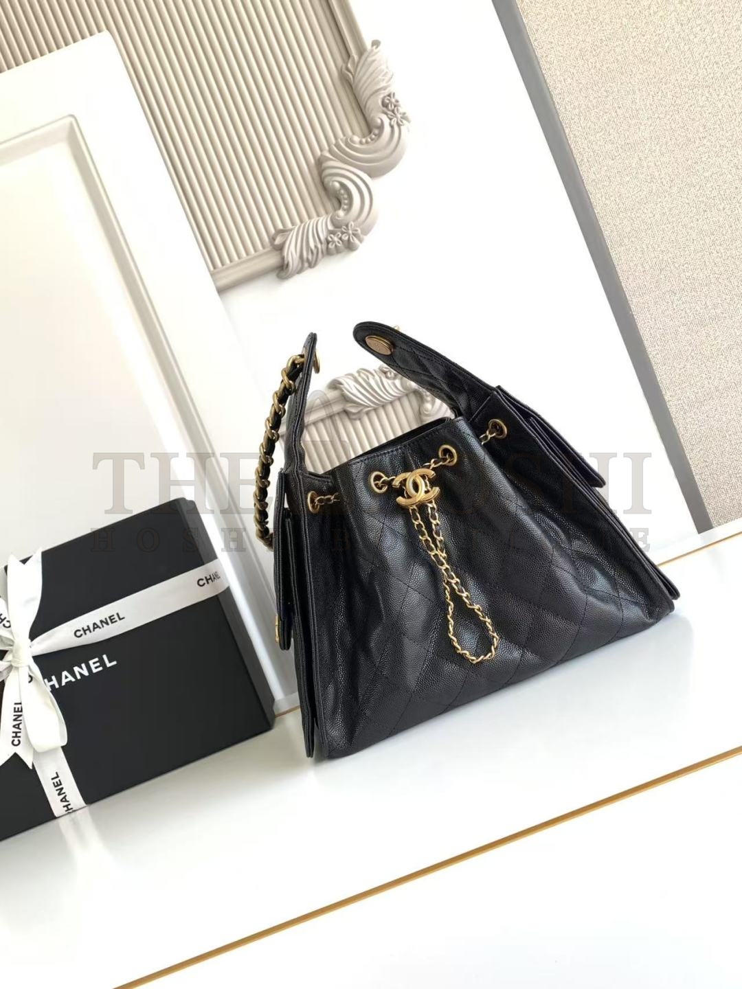 Ch**el 25C AS5293 Hobo Drawstring Bag Black Caviar Leather with Gold Chain 30x26x14cm Master Quality