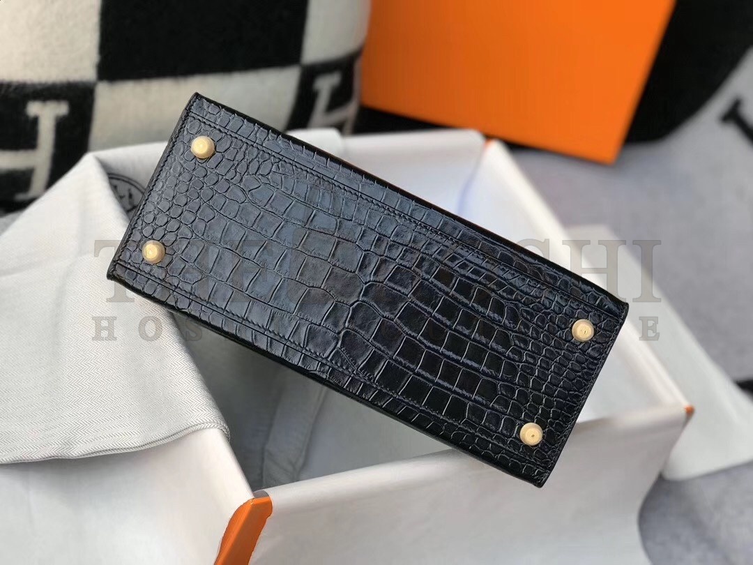 H**me5 Kelly 28cm Bag In Black Embossed Crocodile GHW Master Quality