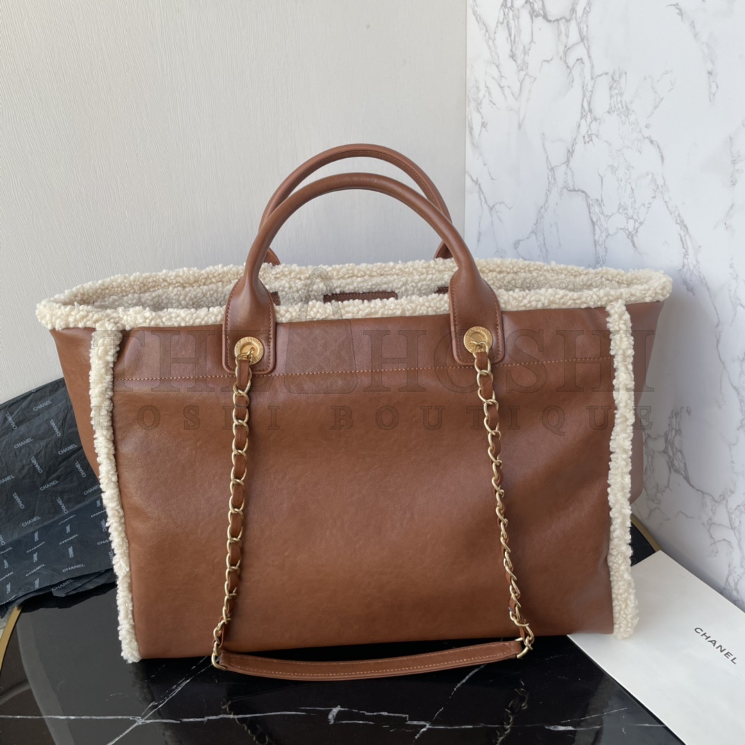 Ch**el  24k Teddy bear shearing  box Shop LARGE SHOPPING BAG 40*13*33cm Master Quality