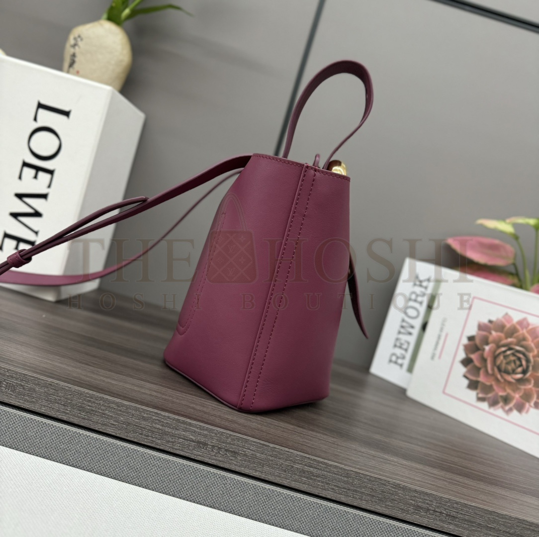 L0ew* Mini Pebble Bucket Bag in Calfskin Master Quality